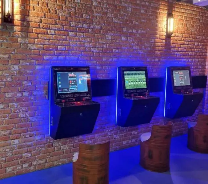 arcade machine 3000 games 1 / 2 player hanging